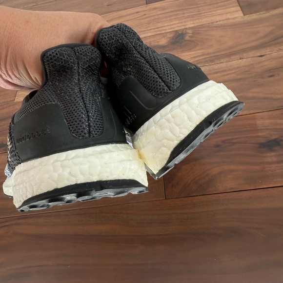 Adidas Ultraboost ST Running Shoes Primeknit Women's Size 7.5 - Picture 5 of 9